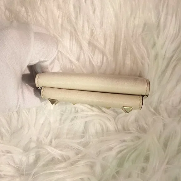 VGUC Valentino Garavani Rockstud Compact Wallet (w/ Auth, Care & RFID Cards) - Picture 5 of 12